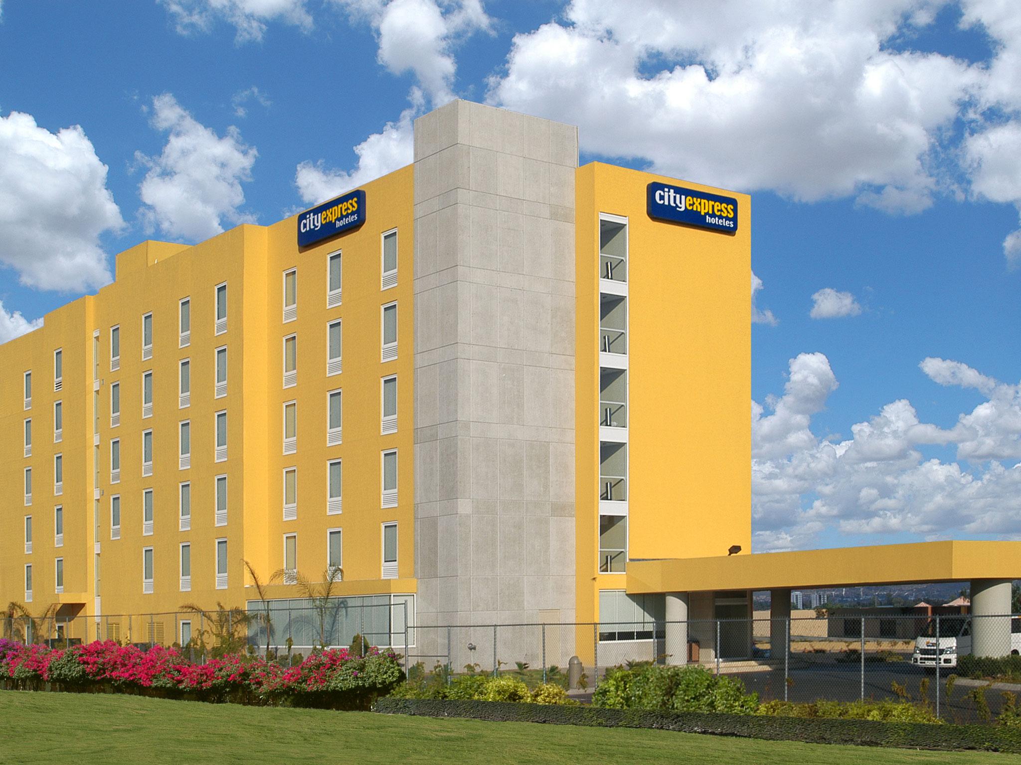 City Express By Marriott קנקון מראה חיצוני תמונה