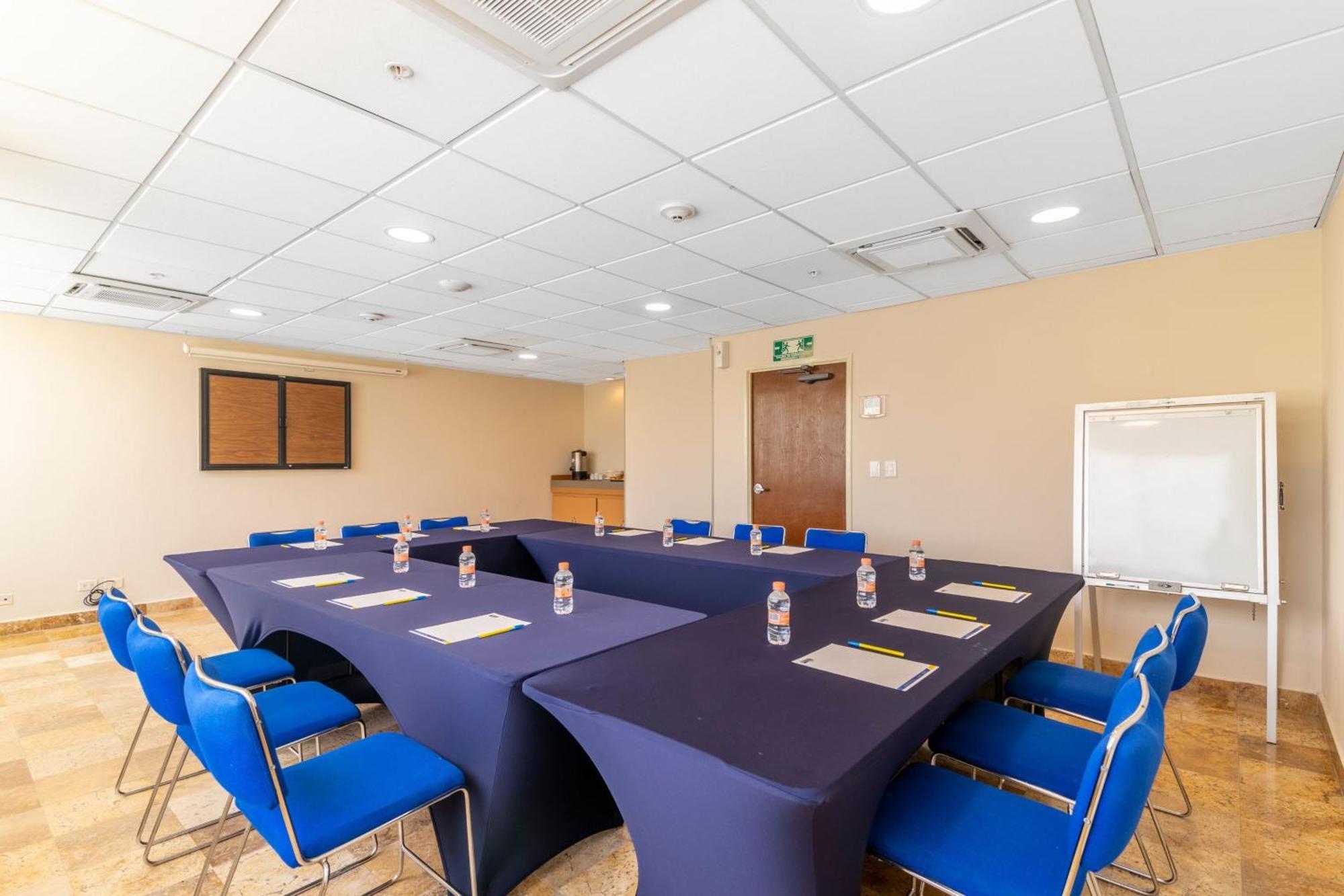 City Express By Marriott קנקון מראה חיצוני תמונה