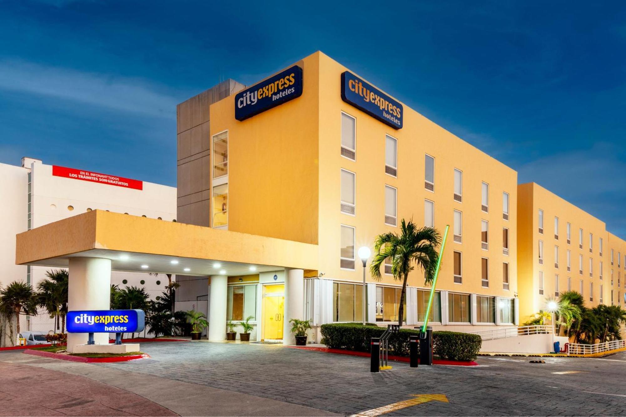 City Express By Marriott קנקון מראה חיצוני תמונה